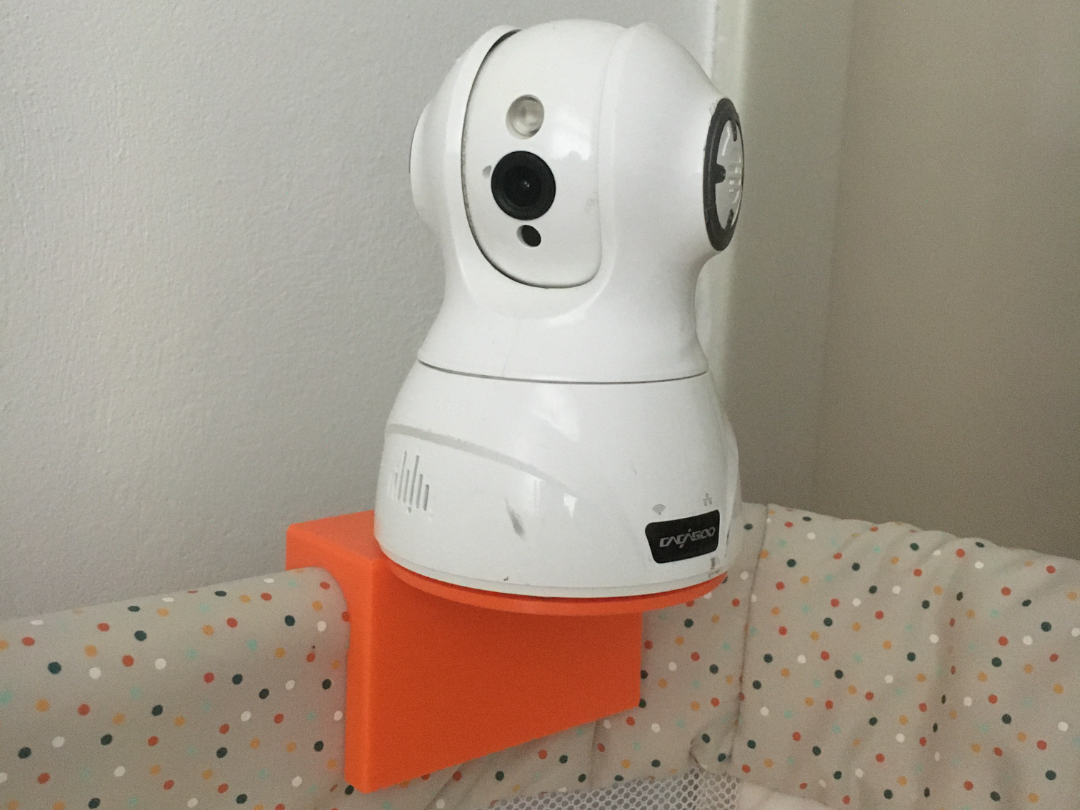 Camera holder for children's bed