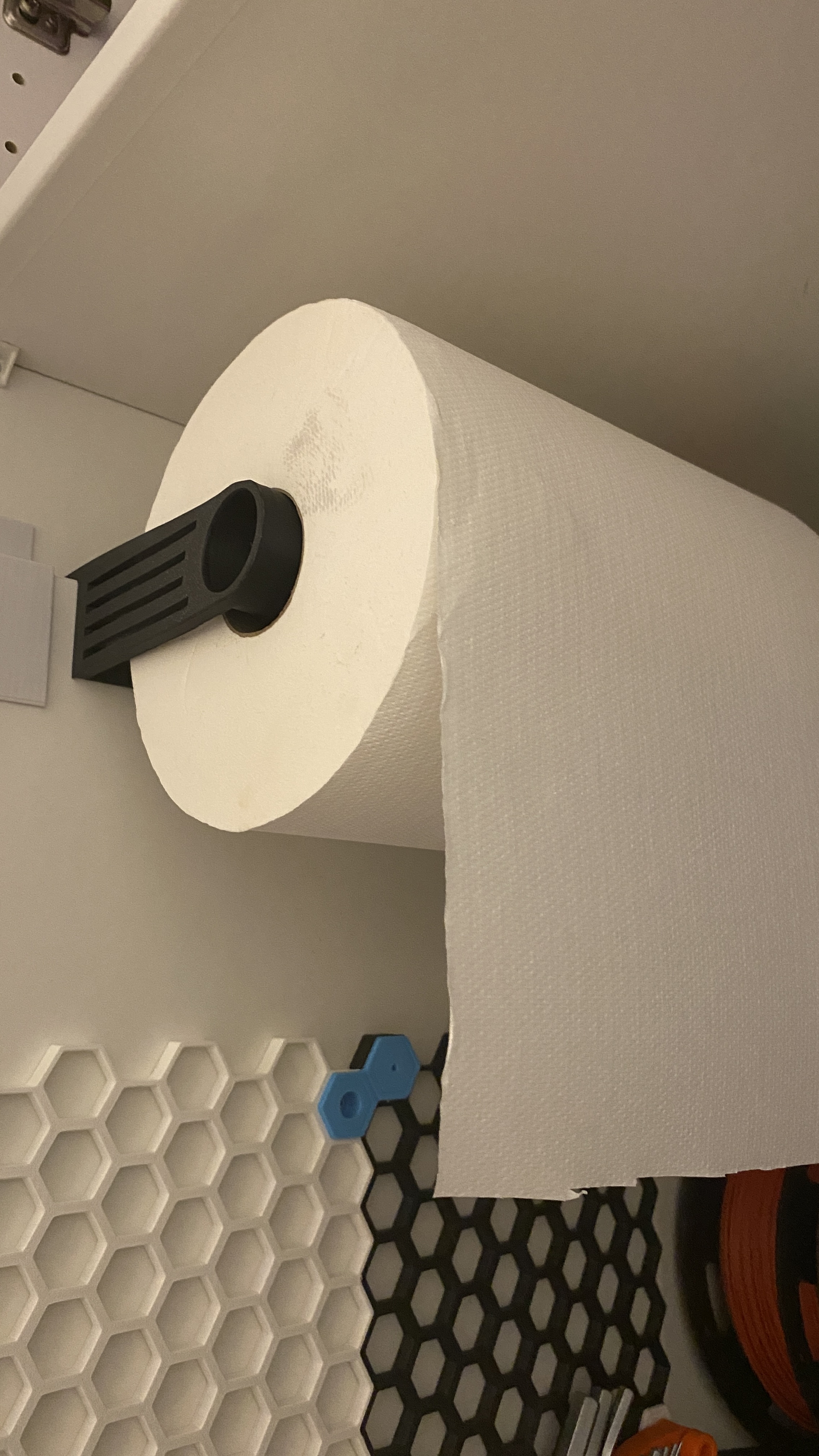 Paper towel holder