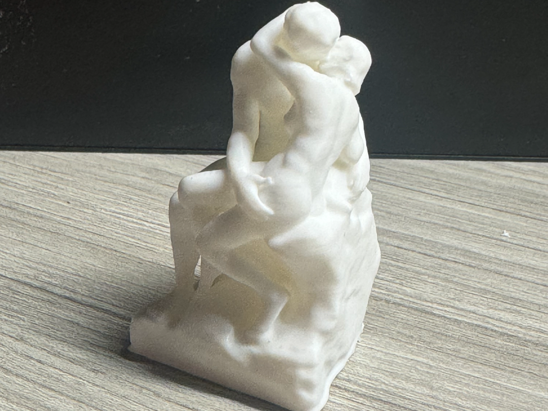 The Kiss Statute - Robin