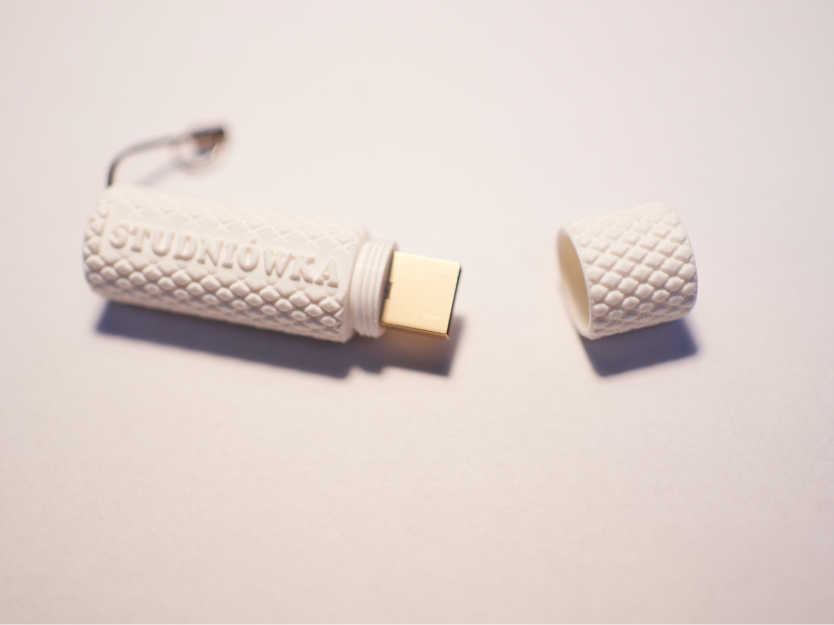 Pendrive body