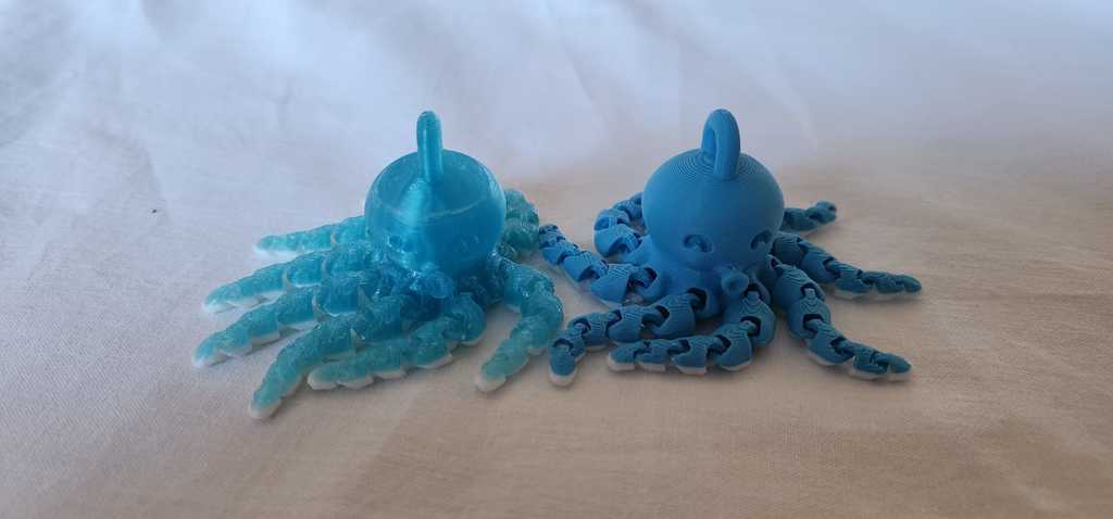 Octopus keychain v3