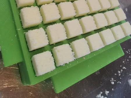 1.5cm 5x5 Embed Maker for Bath Bombs