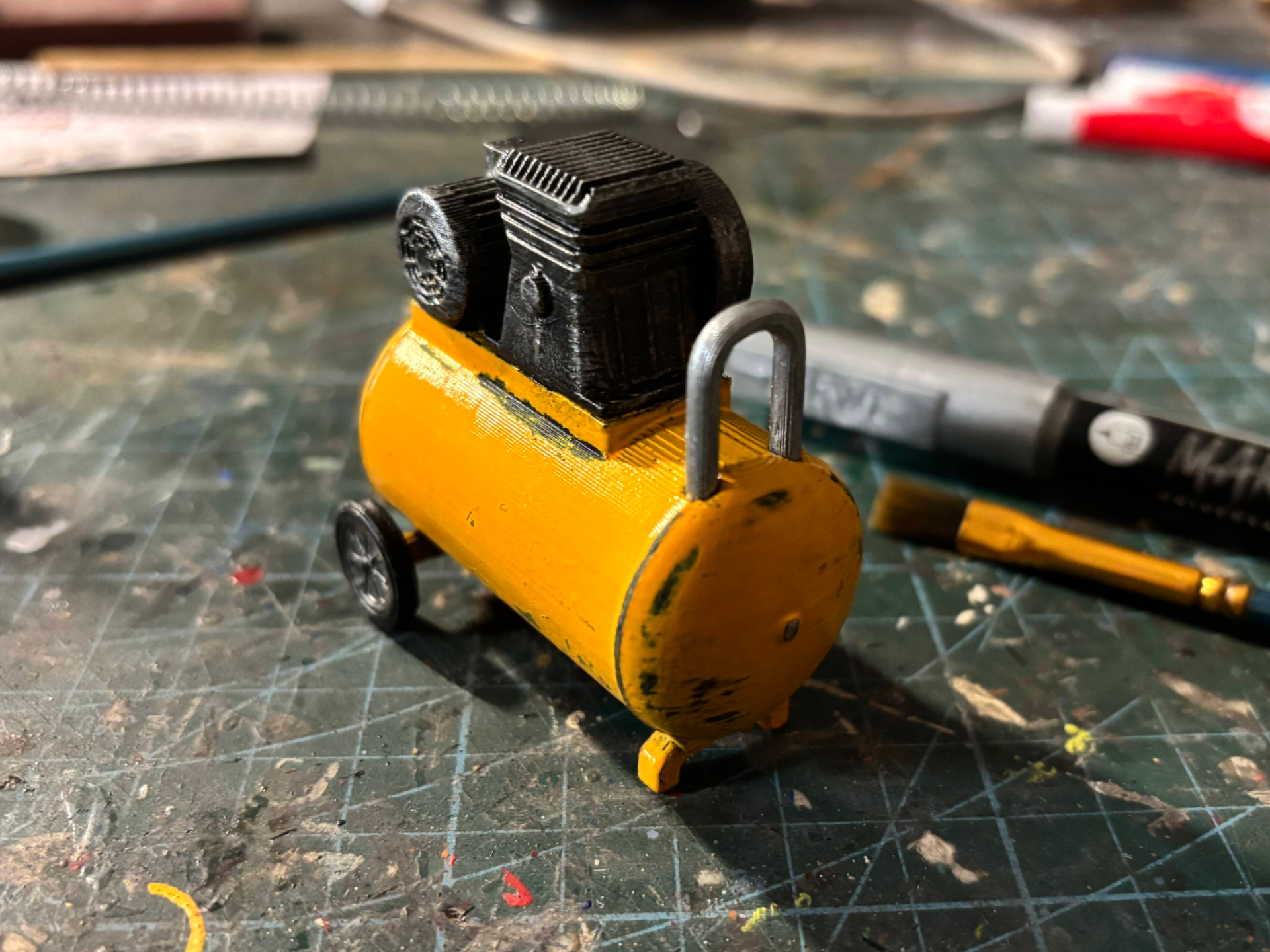 Air Compressor Kit Card - 1:24 diorama accessories