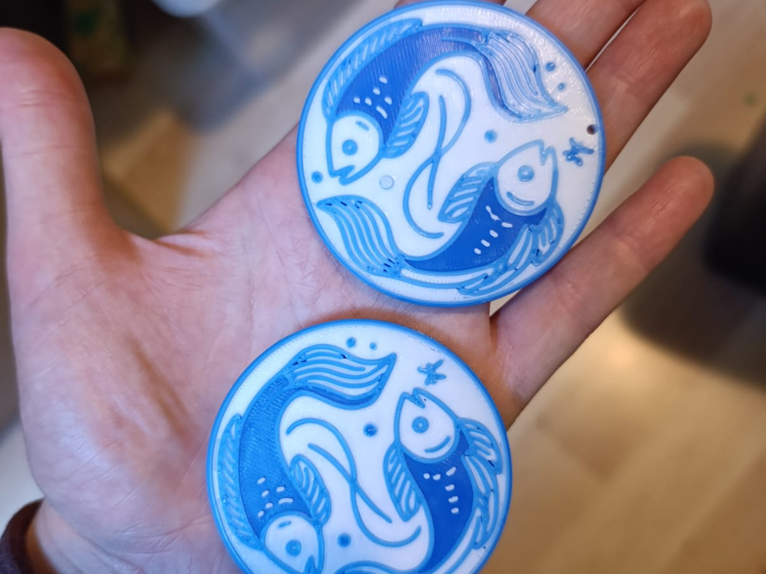 Zodiac sign pisces magnet and keychain