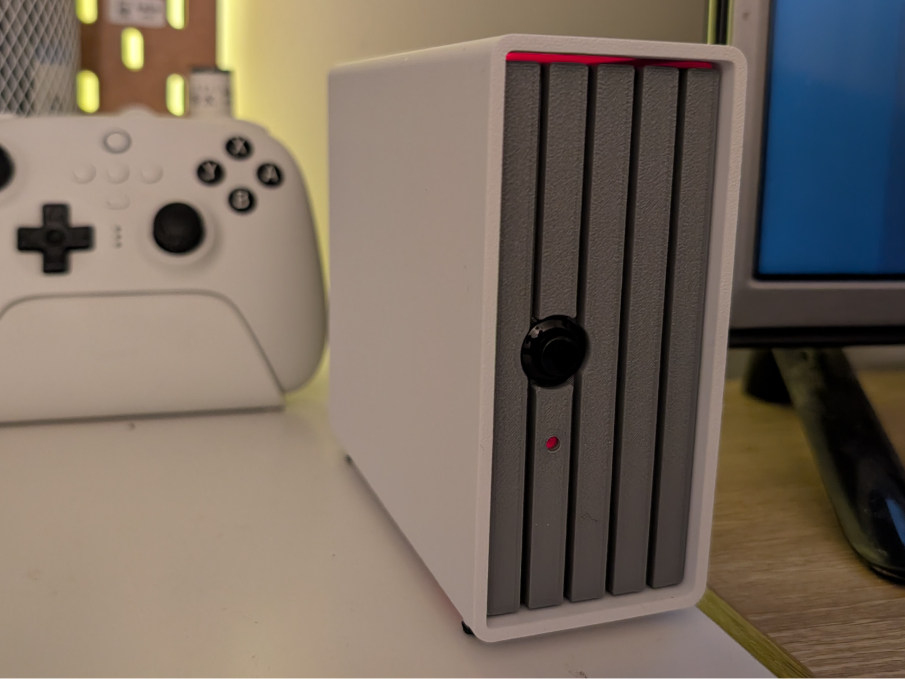 Swap Pi 4 Retro Modern PC case for Raspberry Pi 4