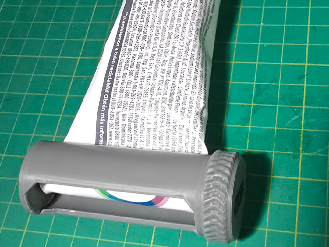 Toothpaste squeezer with easy release after used.