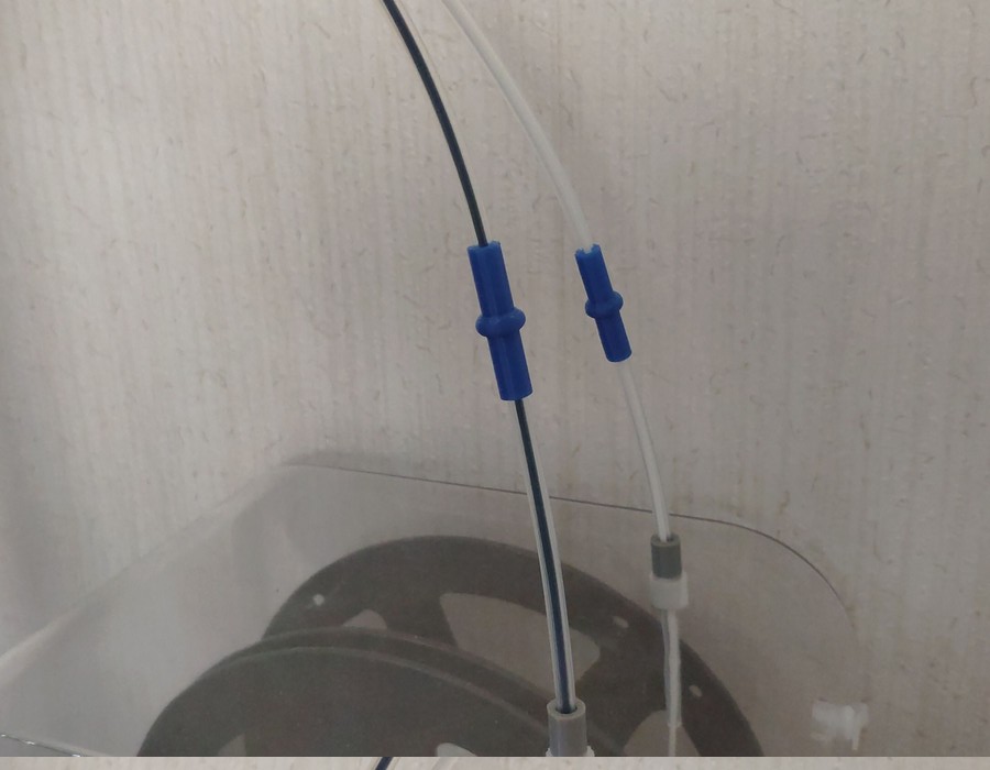 PTFE extender connector