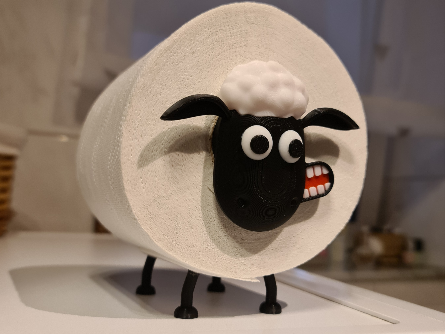shaun the sheep V2 - new face - toilet roll