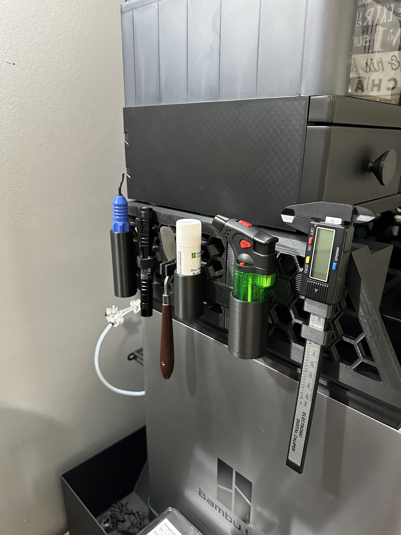 Honeycomb tool holders for X3D Risers