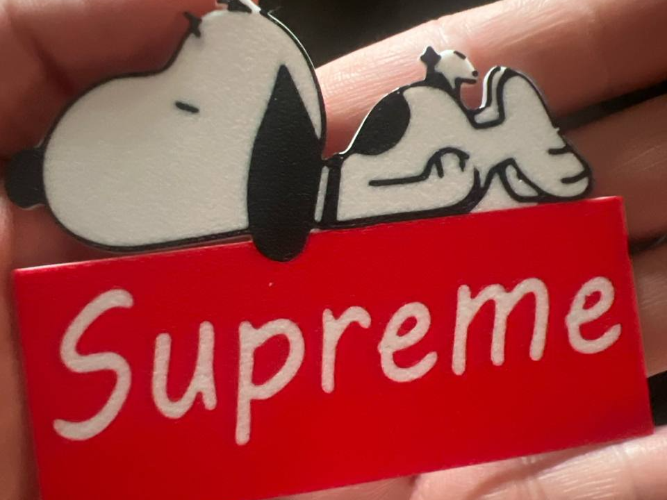 CARTEL SNOOPY  SUPREME