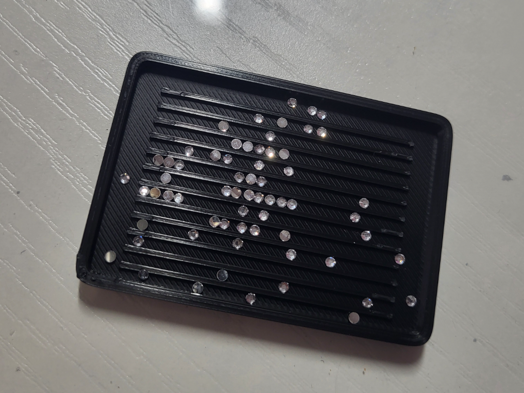 SS6 2mm gemstone bedazzling tray