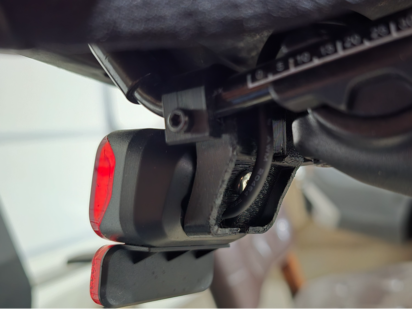 Velotric 8mm Tail Light Mount