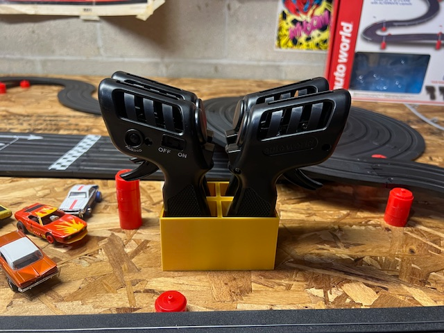 Autoworld wireless controller holder