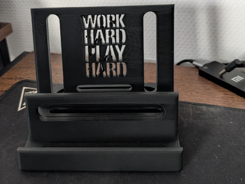 Vertical laptop stand