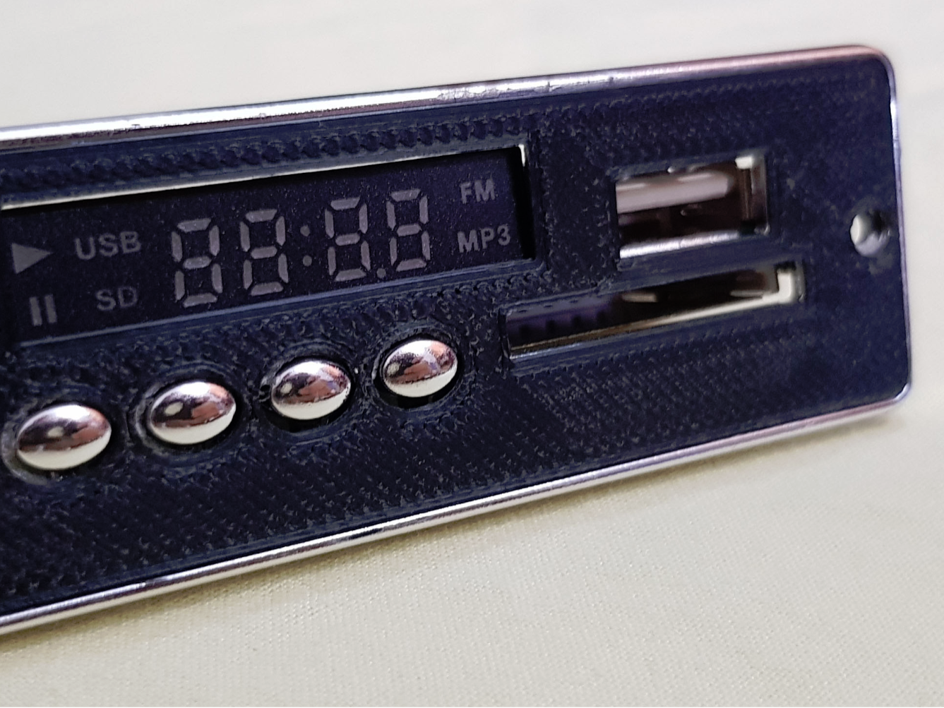 Mascherina per scheda radio JQ-D028BT Kebidu