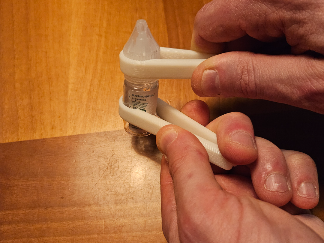 Unscrew glycerin and nicotine bottles!!!!