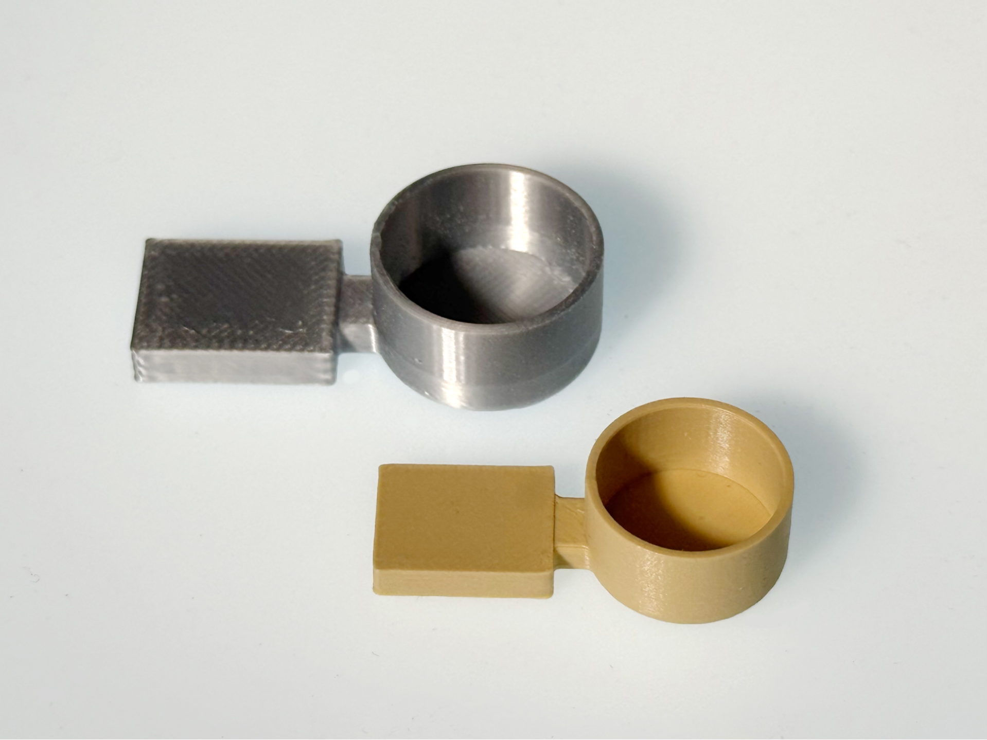 Spoon with rectangular handle