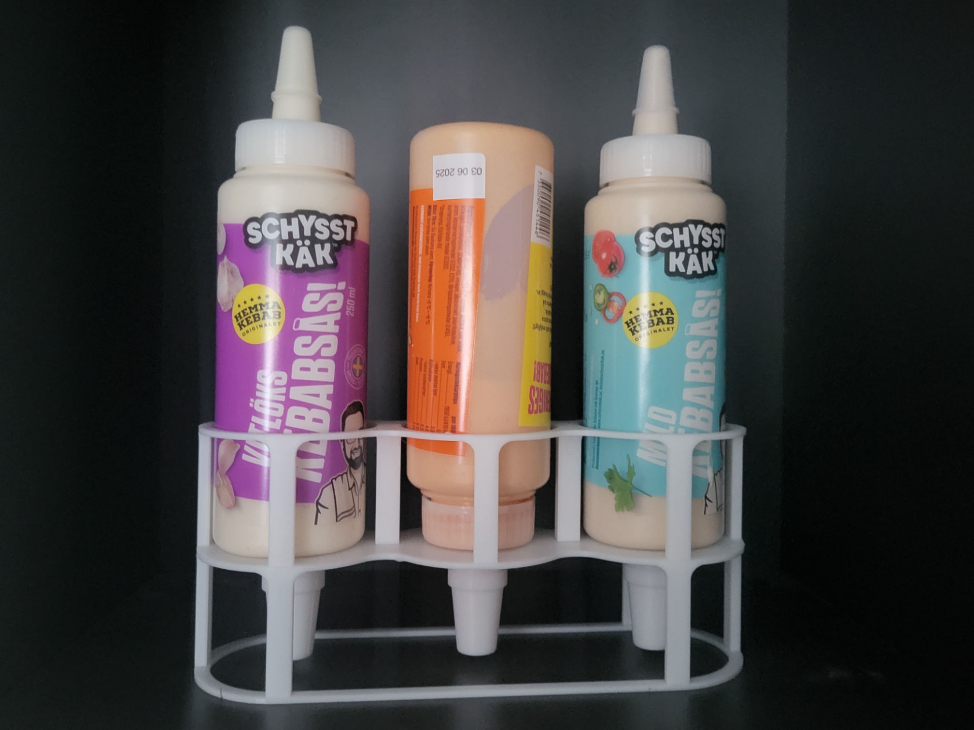 Sauce bottle holder (storable both directions)