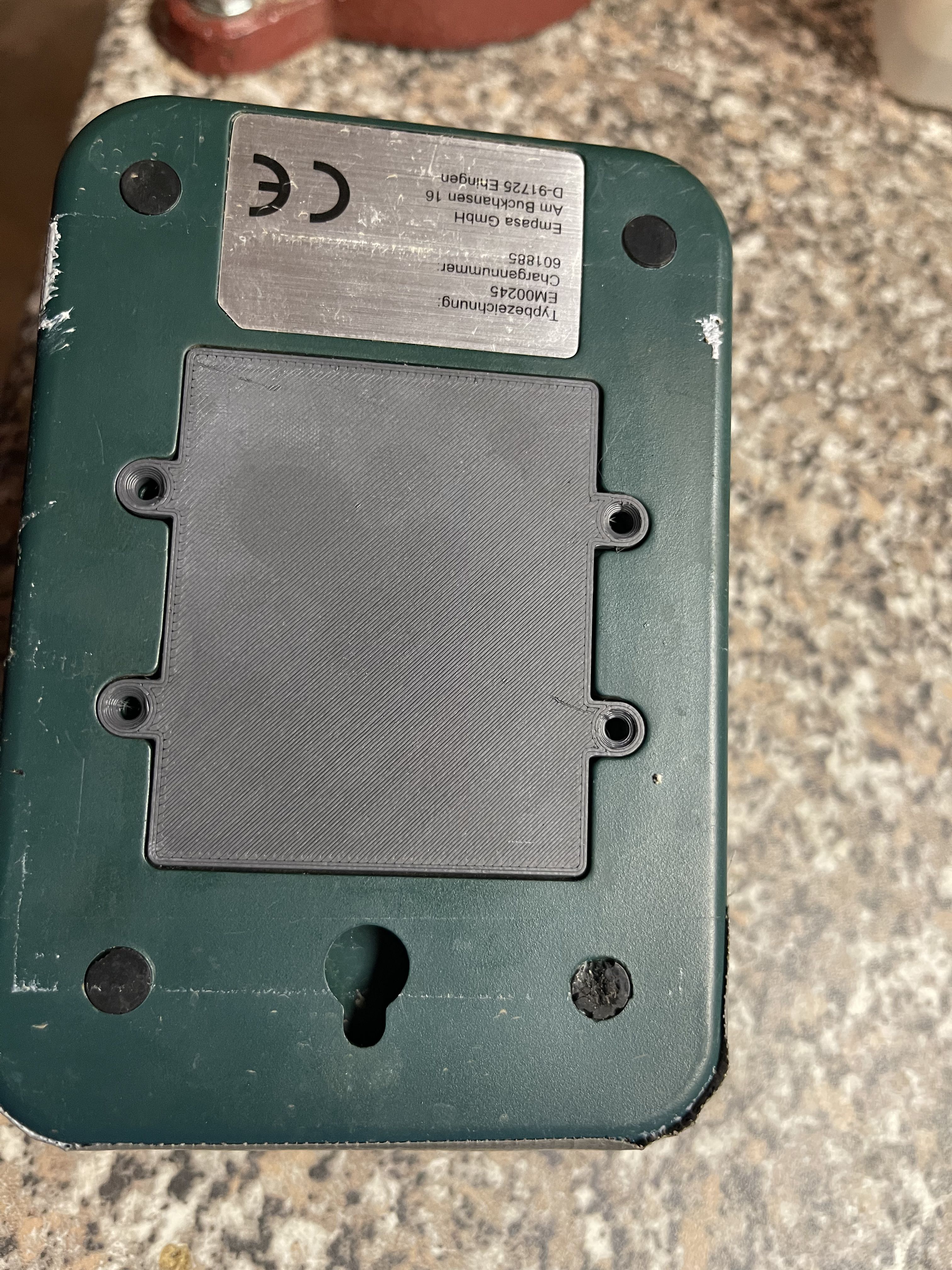 Katzenschreck Batteriedeckel