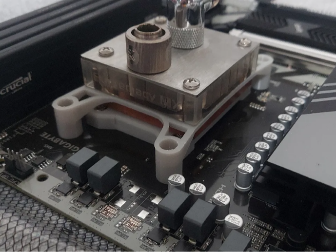 EKWB AM5 water block Adapter