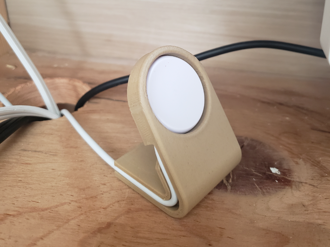 Simple and Modern Pixel Watch Charging Stand