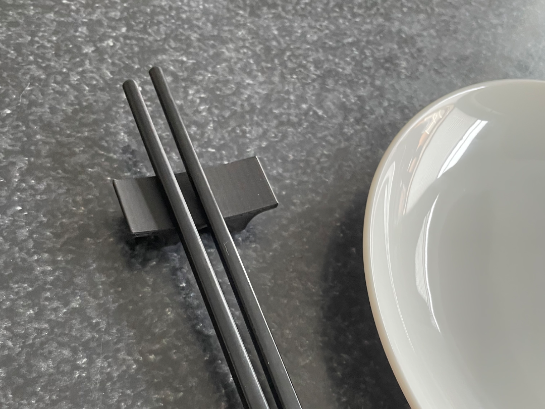 sushi chopstick rest