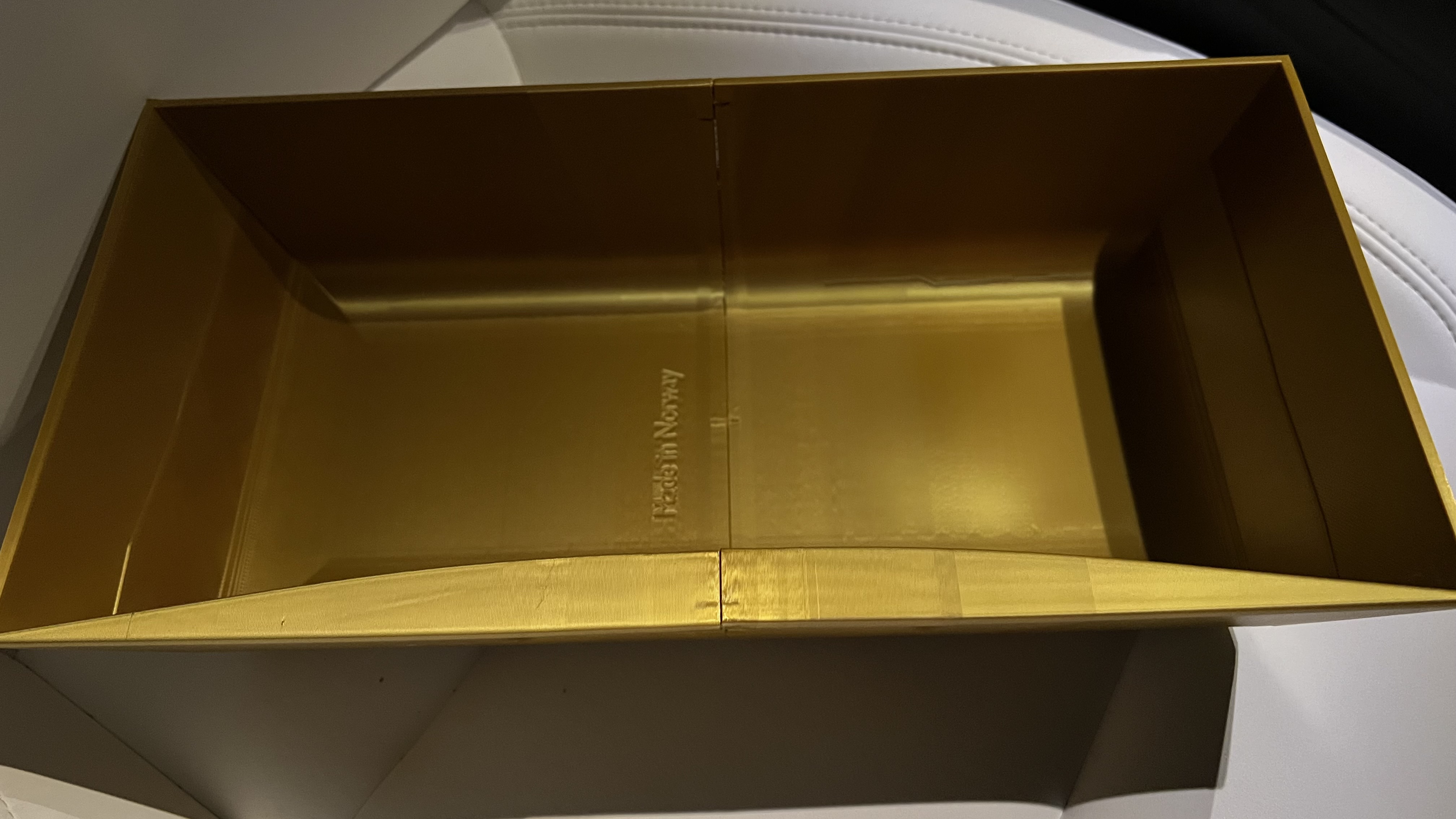 Storage box for Tesla Model Y front seats