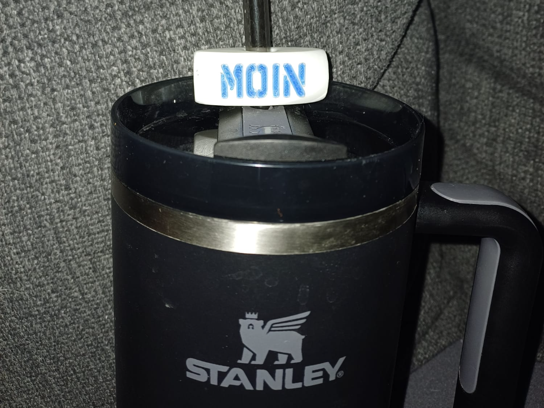 Strohhalm Aufsatz Stanley Cup