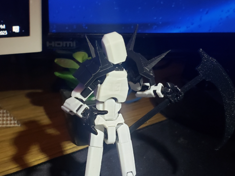 Dummy 13 Spiked Shoulder Pads