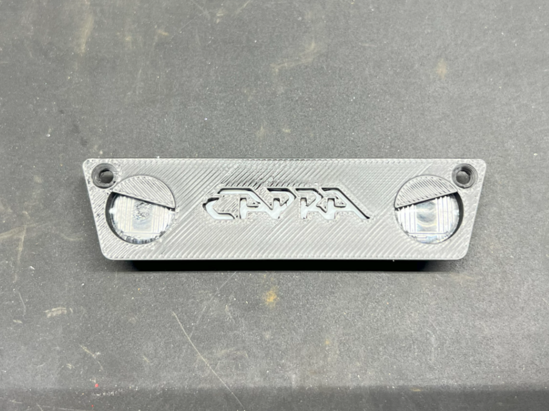 Axial Capra Grill