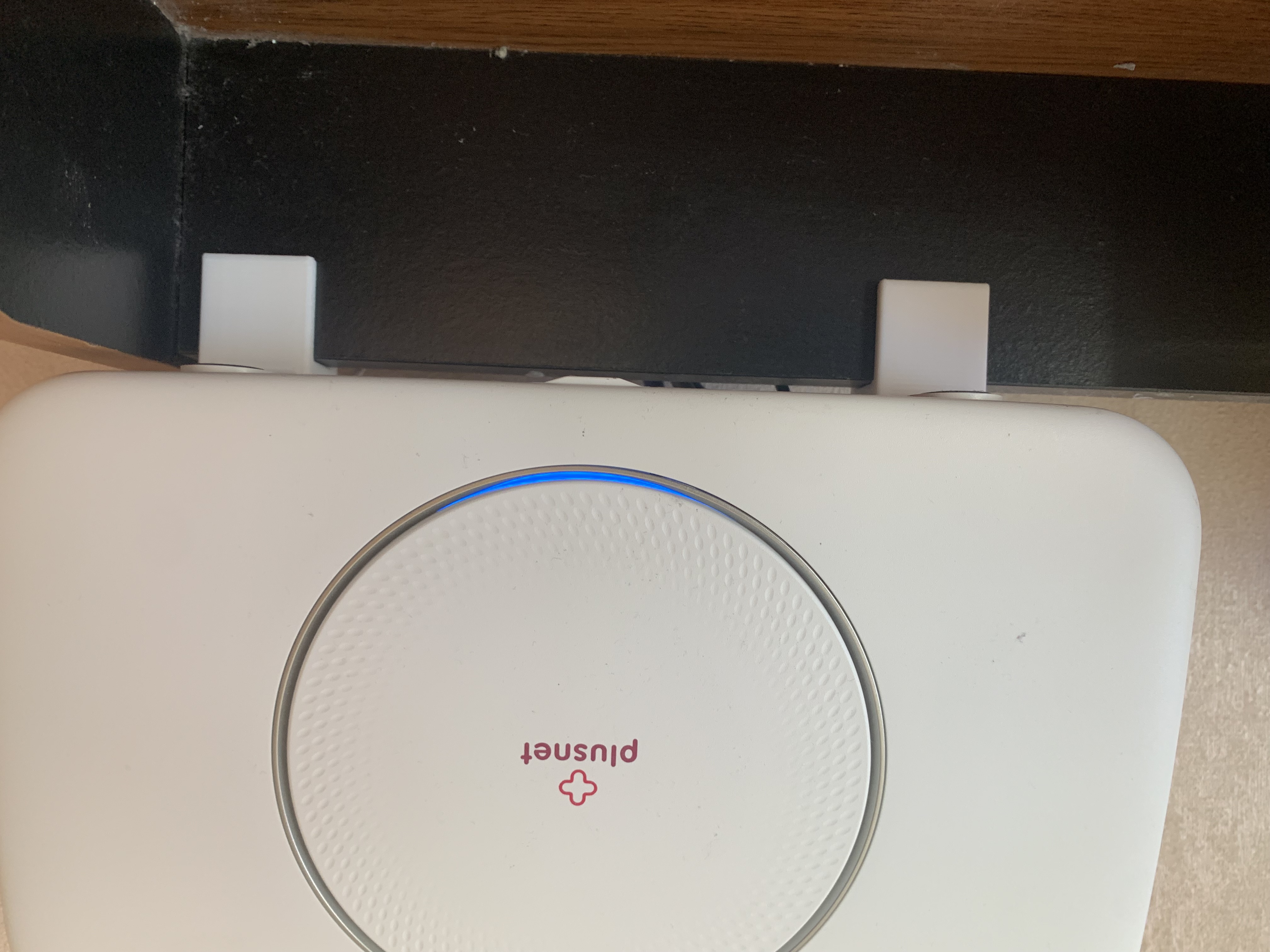 Plusnet Router stand