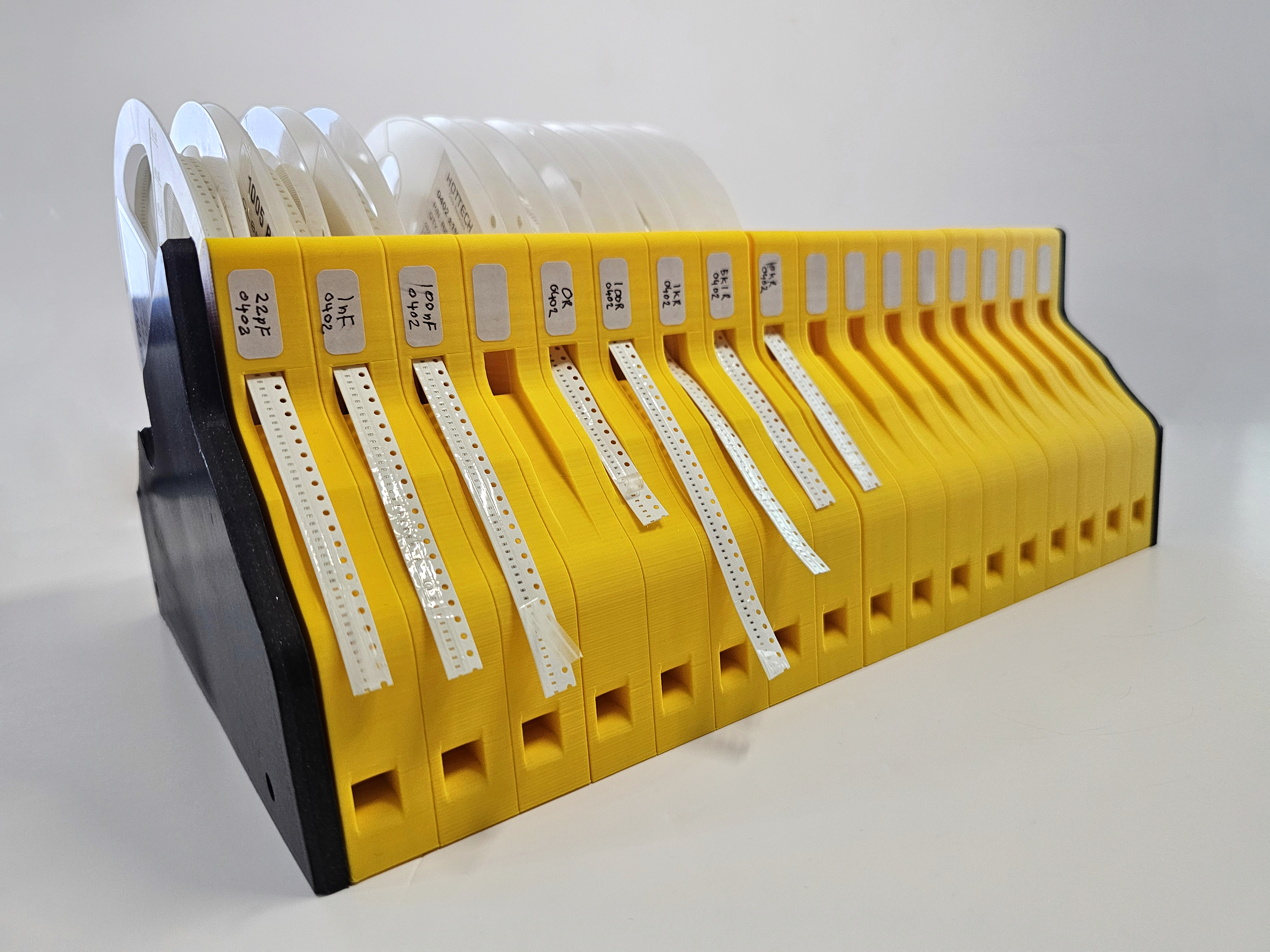 Interlocking SMD Reel Holders