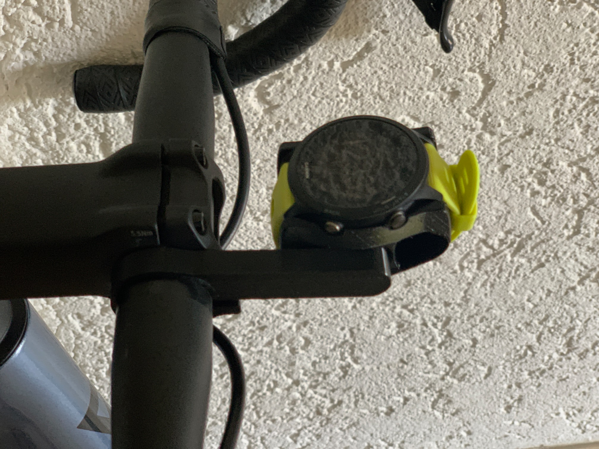 Garmin Forerunner 935 Handlebar Holder and Cradle