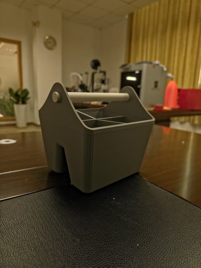 HandyBox – Modular Desktop Caddy