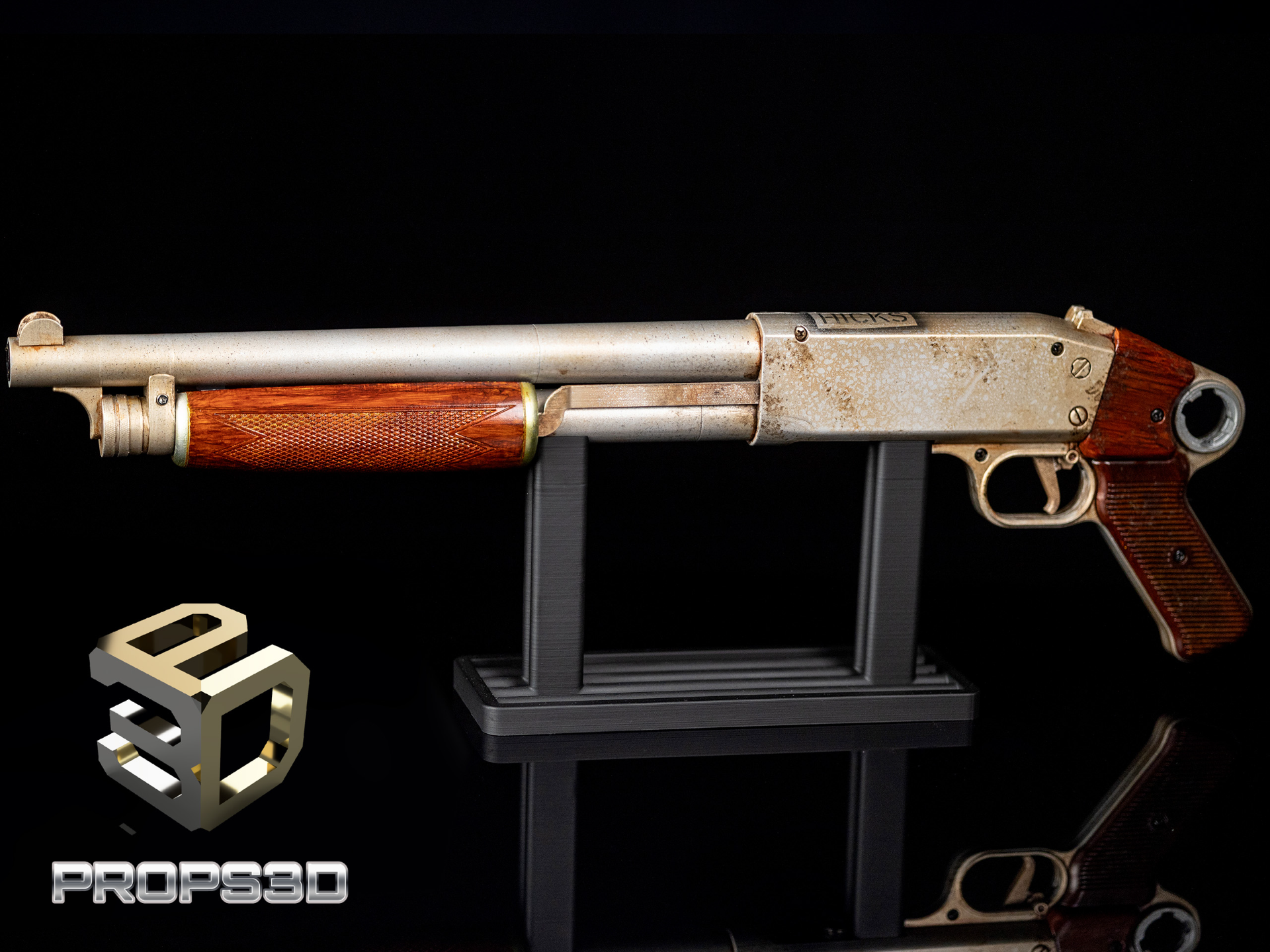 Aliens Hicks Shotgun | Working Pump Action!