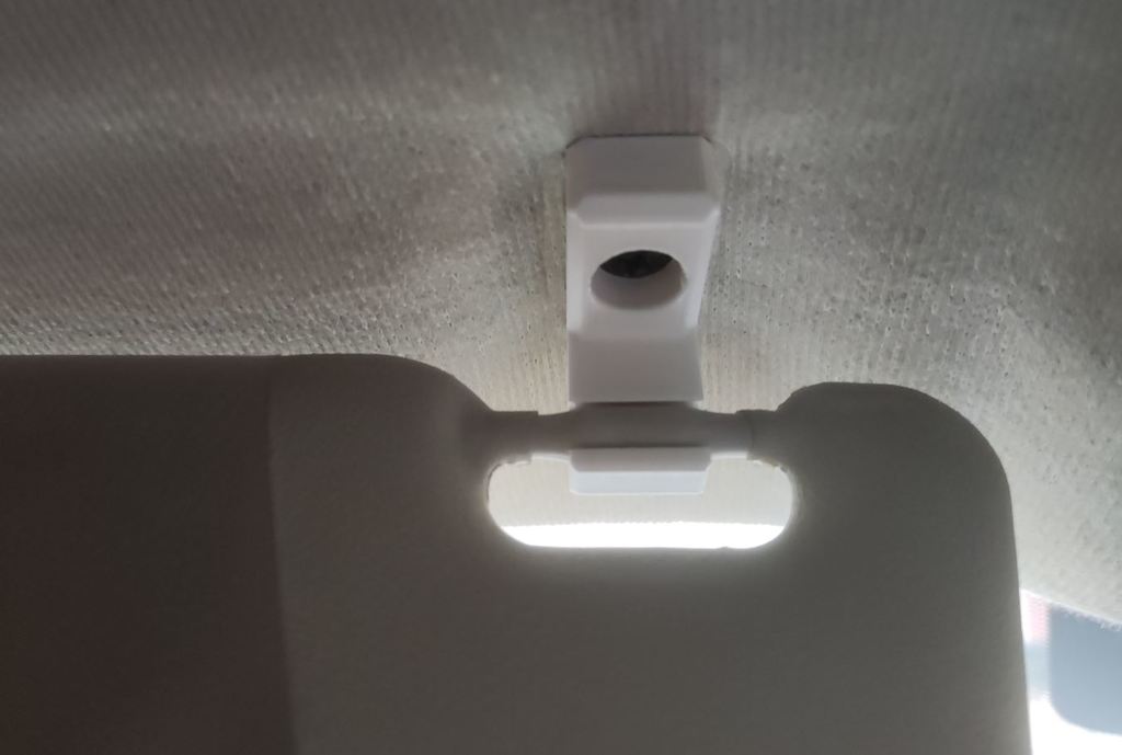 Fiat sun visor clip
