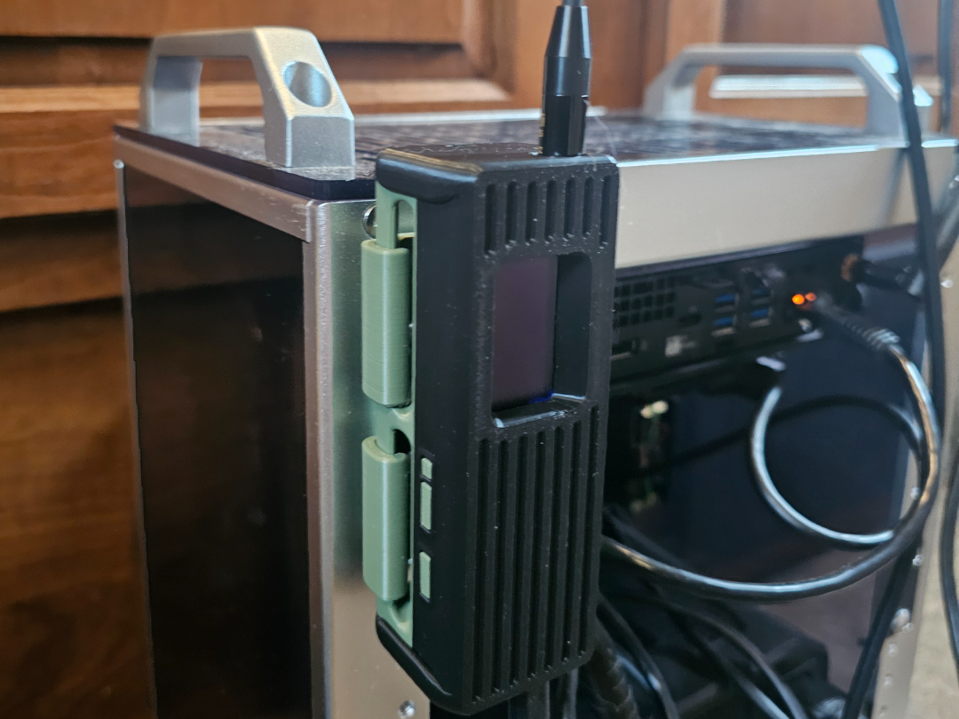 Rackmount bracket for Alley Chat's T-Beam case