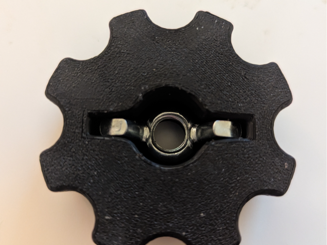 3/8" wingnut knob
