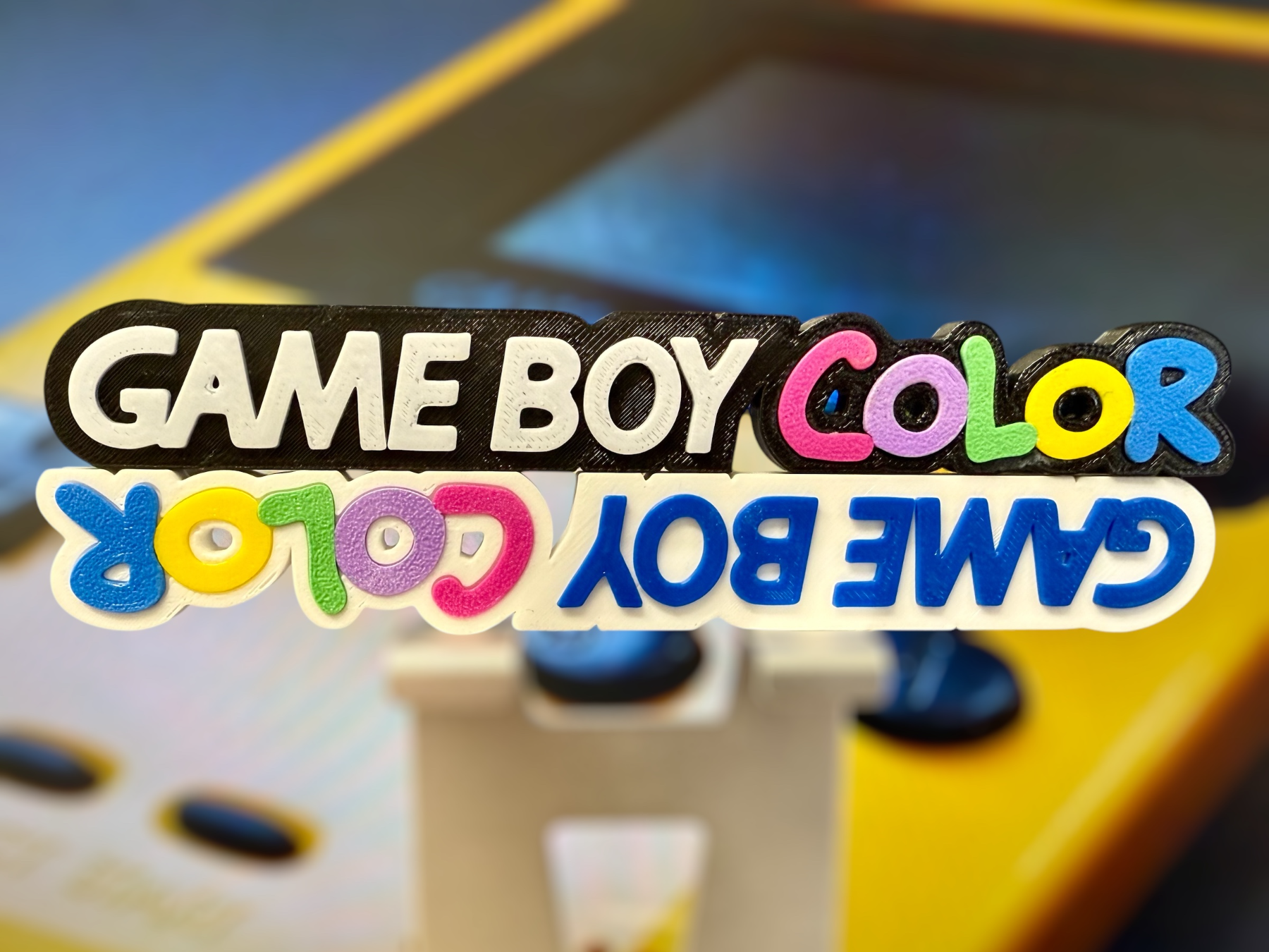 Game Boy Color-inspirierter Display-Aufsteller