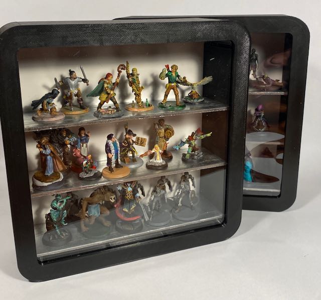 Customizable and Stackable Miniature Shadowbox