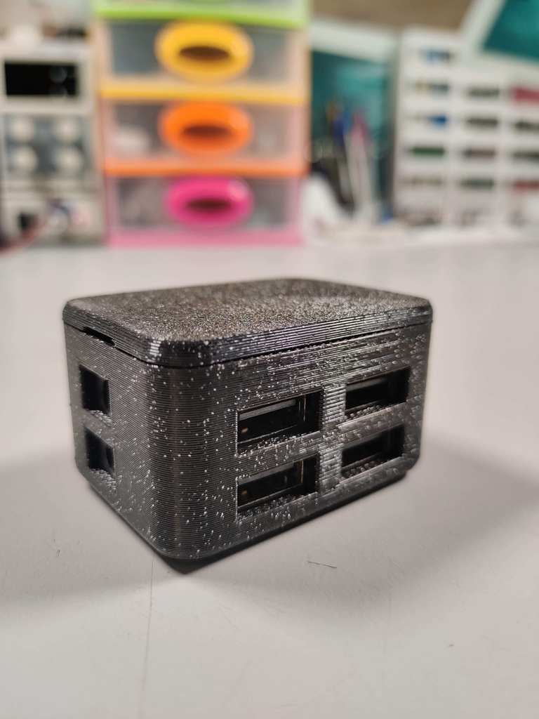 USB fast charger enclosure