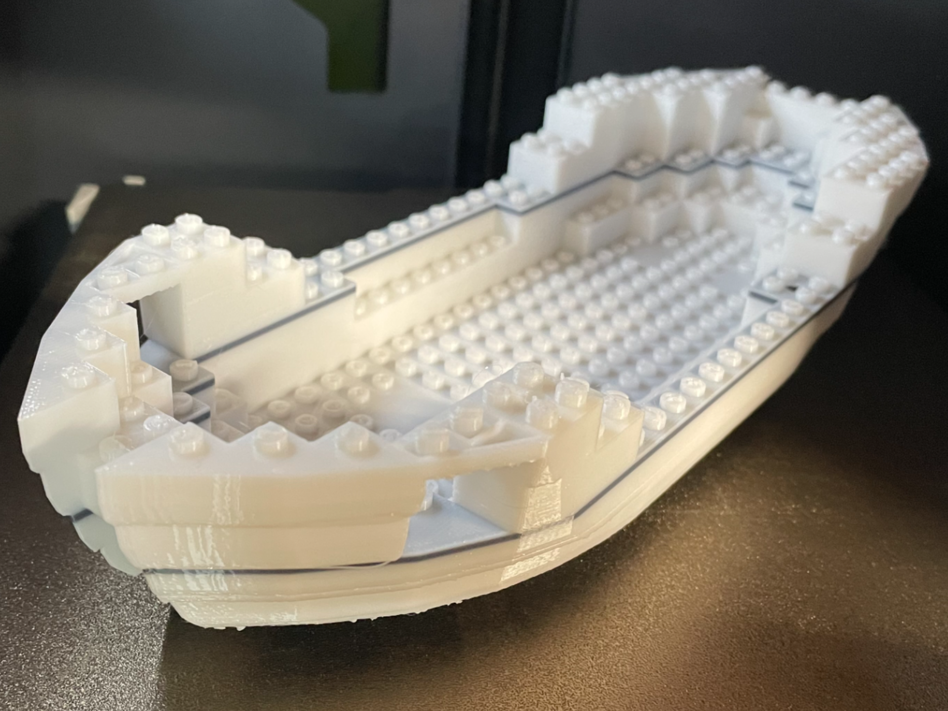 Brick floating boat hull V2