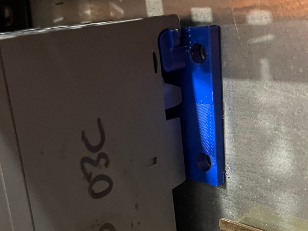 Siemens S7-1500 PLC CPU mounting plate