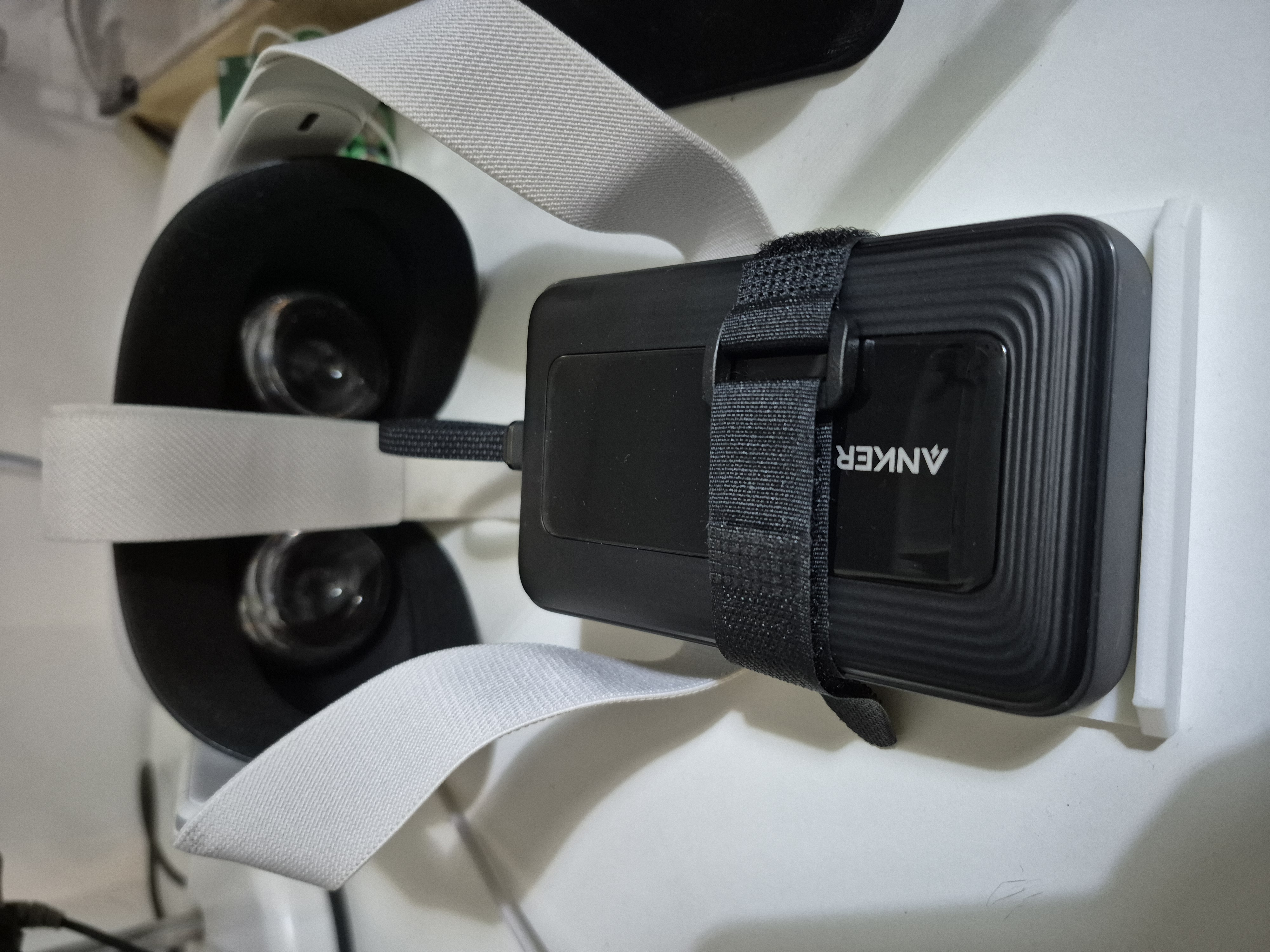 Quest 2 External Battery / Powerbank Holder