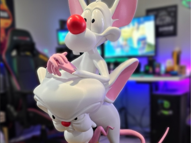 Life-Size Scaled-Up Pinky & The Brain 1000mm