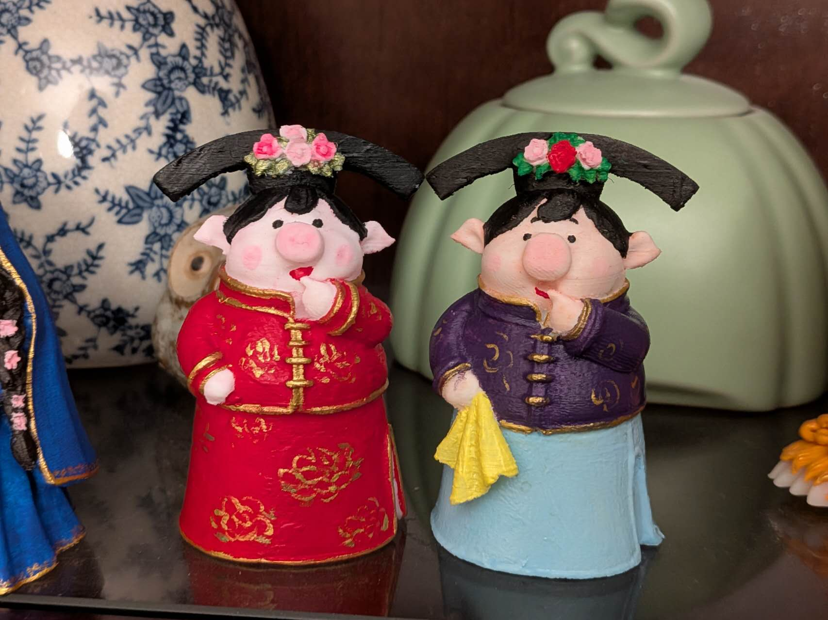 Qing dynasty piggy princess