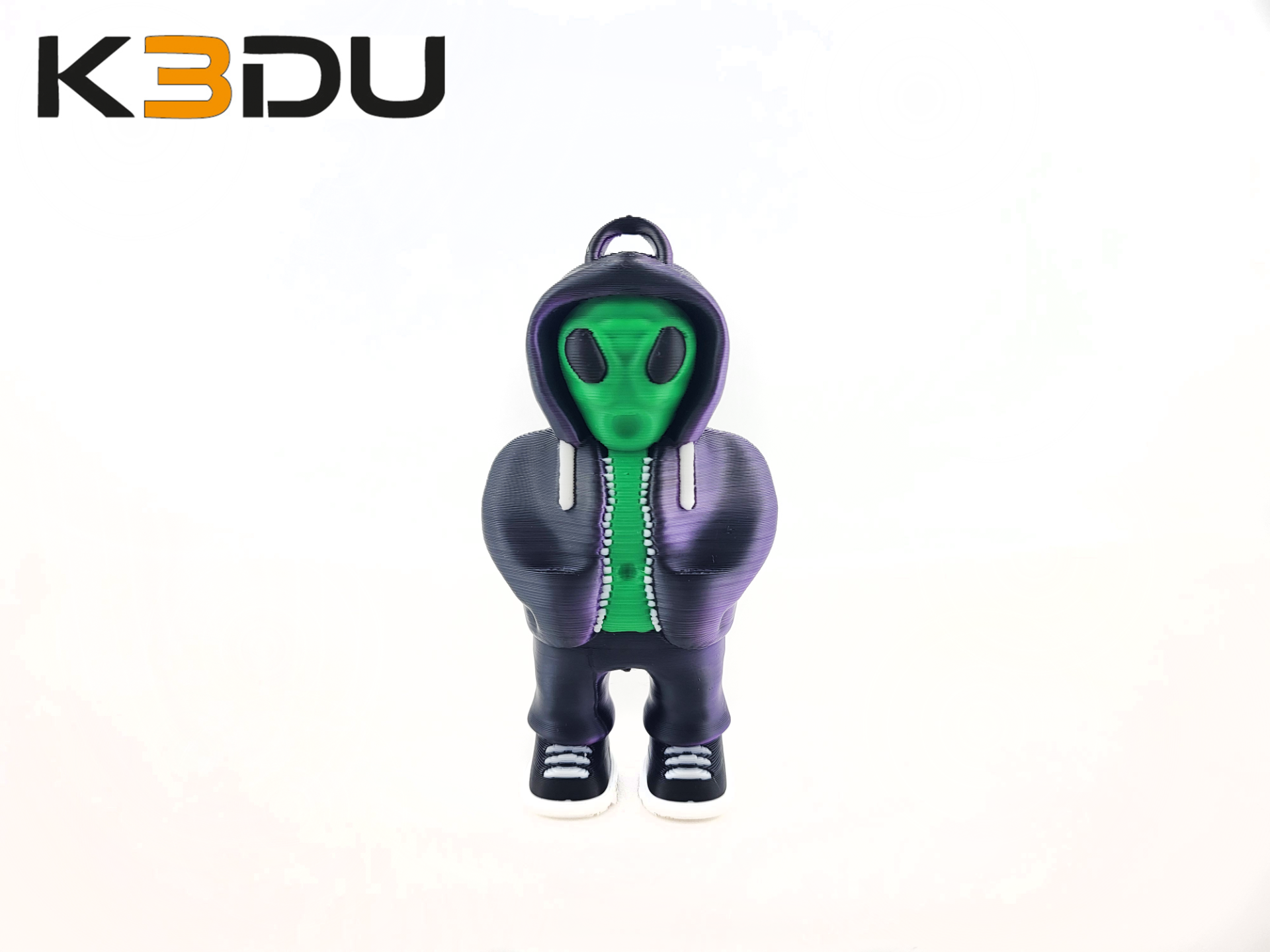 Alien on tracksuit (Keychain)