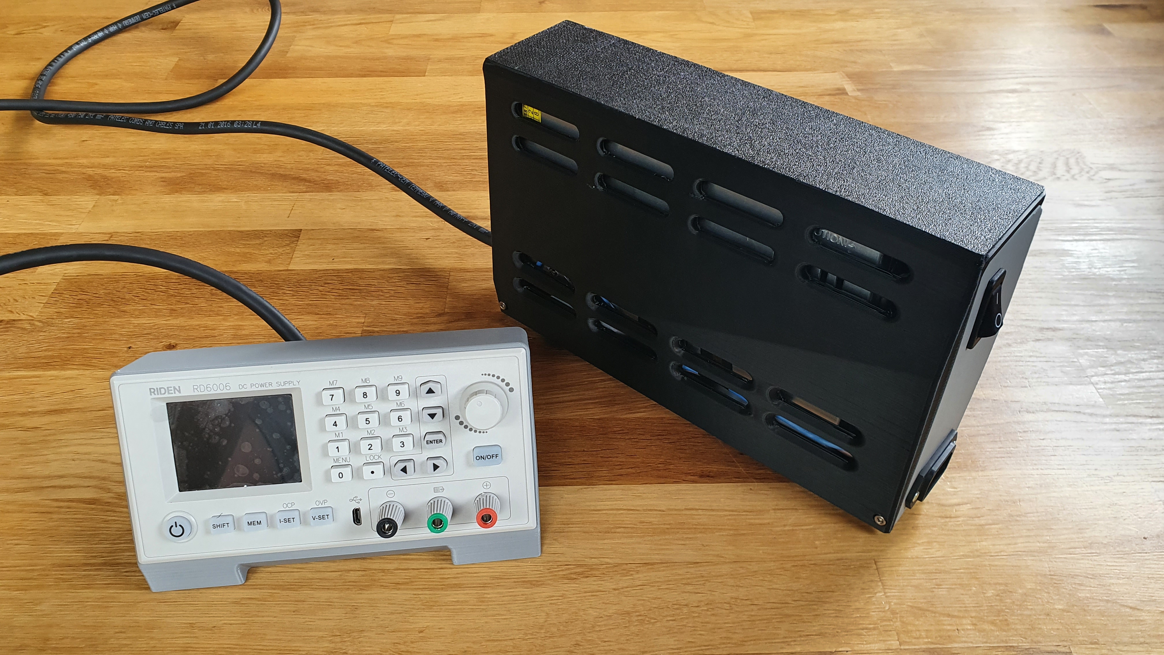 Power supply housing for small table RD6006