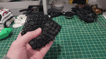 Chainmail/costar/fidget
