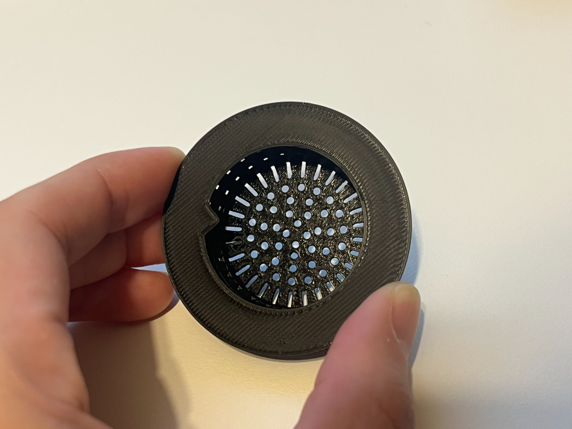 Easy-Lift Sink Catcher (for 40mm Drains)